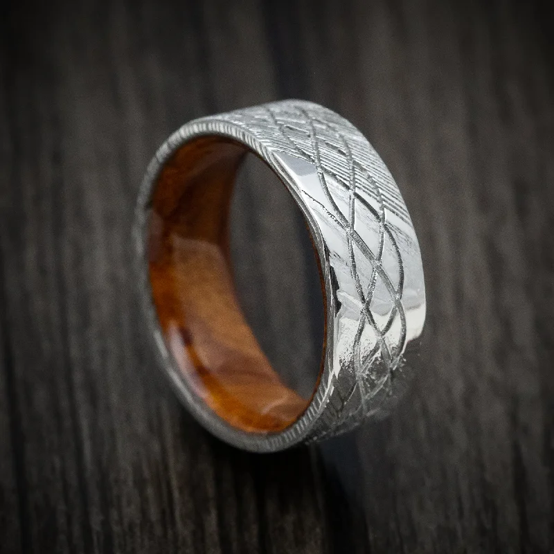 Kuro Damascus Steel Celtic Knot Men's Ring with Wood Sleeve