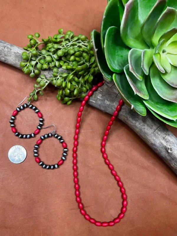 Onyx stone necklaces-Lubbock Necklace In Red