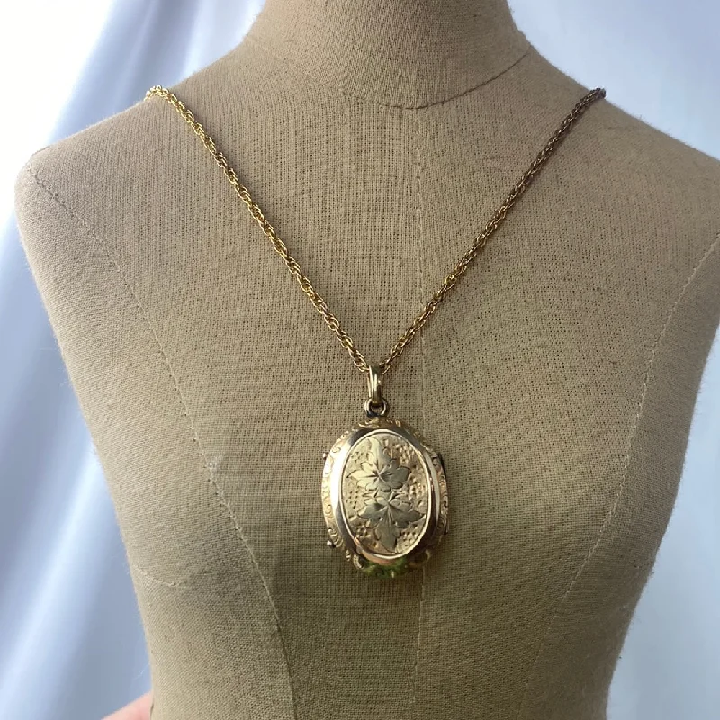 Gem-woven necklaces-Estate Collection Necklace - Gold Chain w/Oval Locket