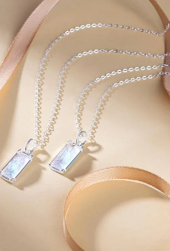 Layered chain necklaces-Silver Square Zircon Necklace