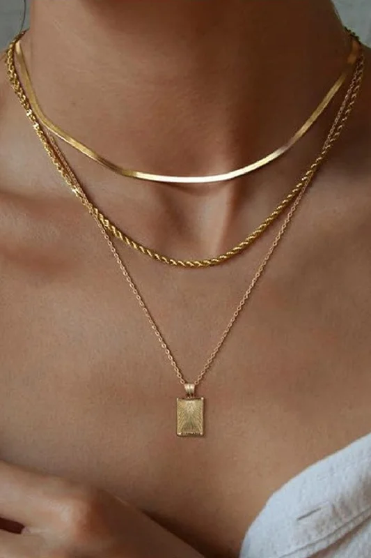 Classic style necklaces-Geometric Square Pendant Layered Necklace