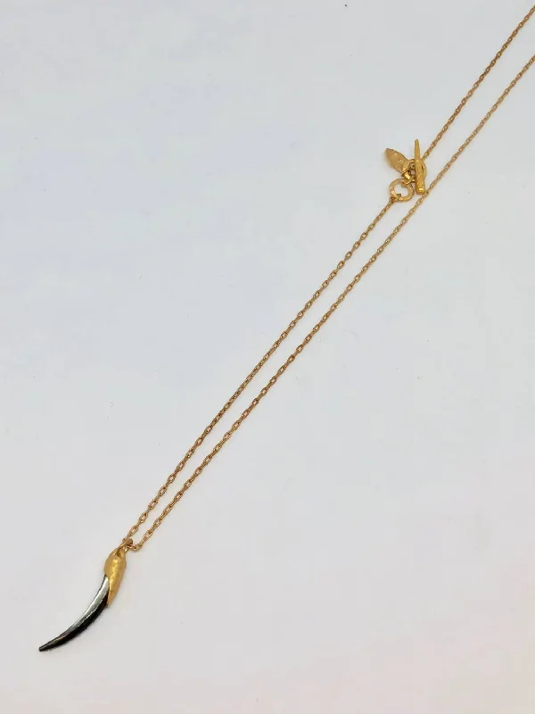 Corded link necklaces-Single Lip Shard Necklace In Grey/gold