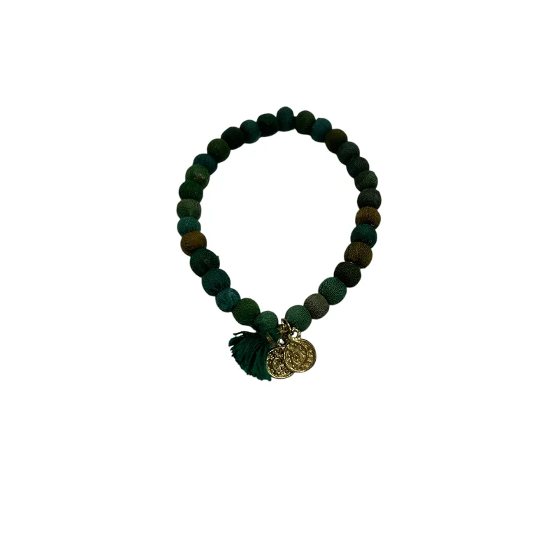 Emerald bead bangles-Bracelet Beaded By Clothes Mentor In Green